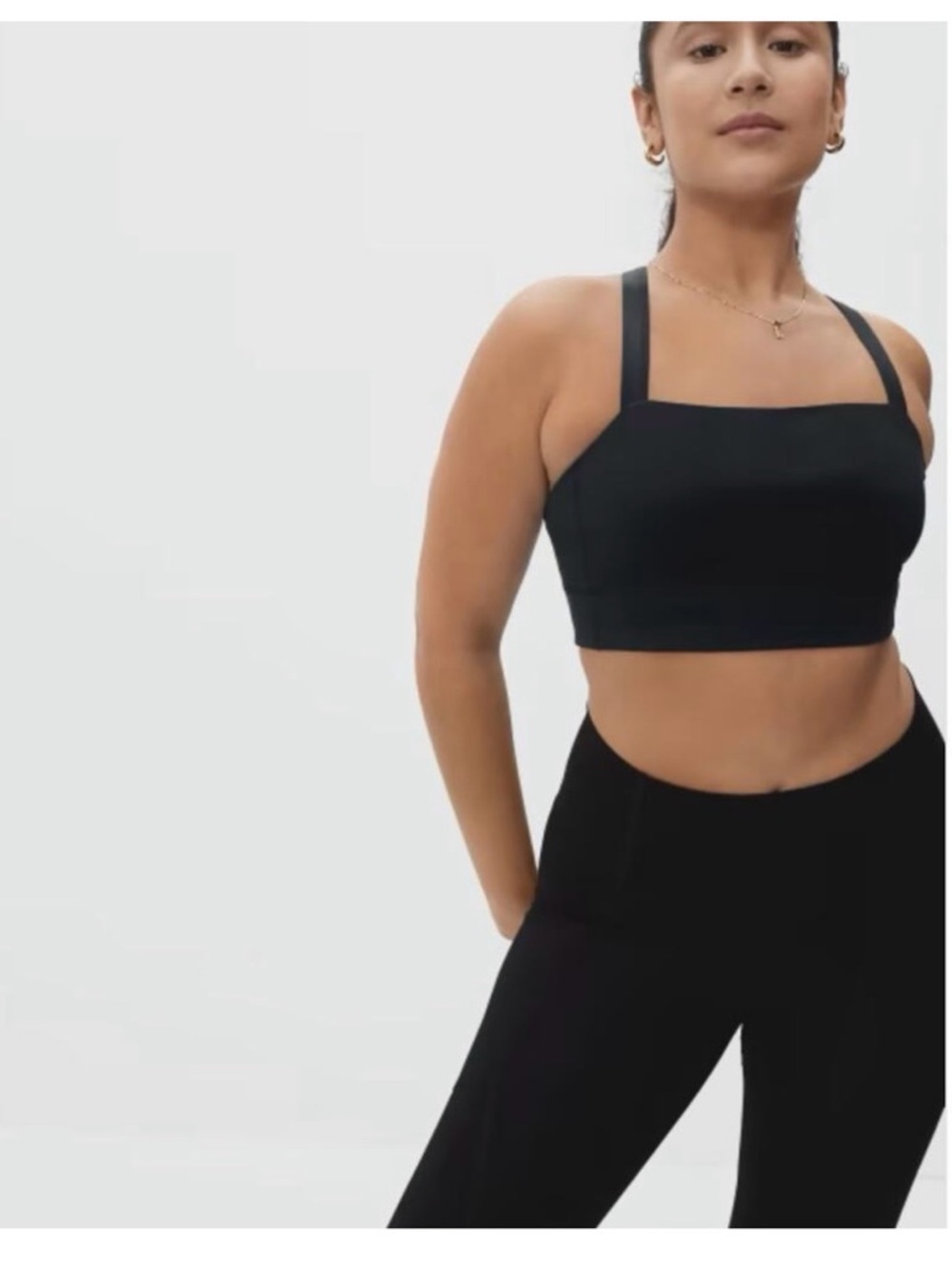 Everlane Black Cross-Back Sports Bra